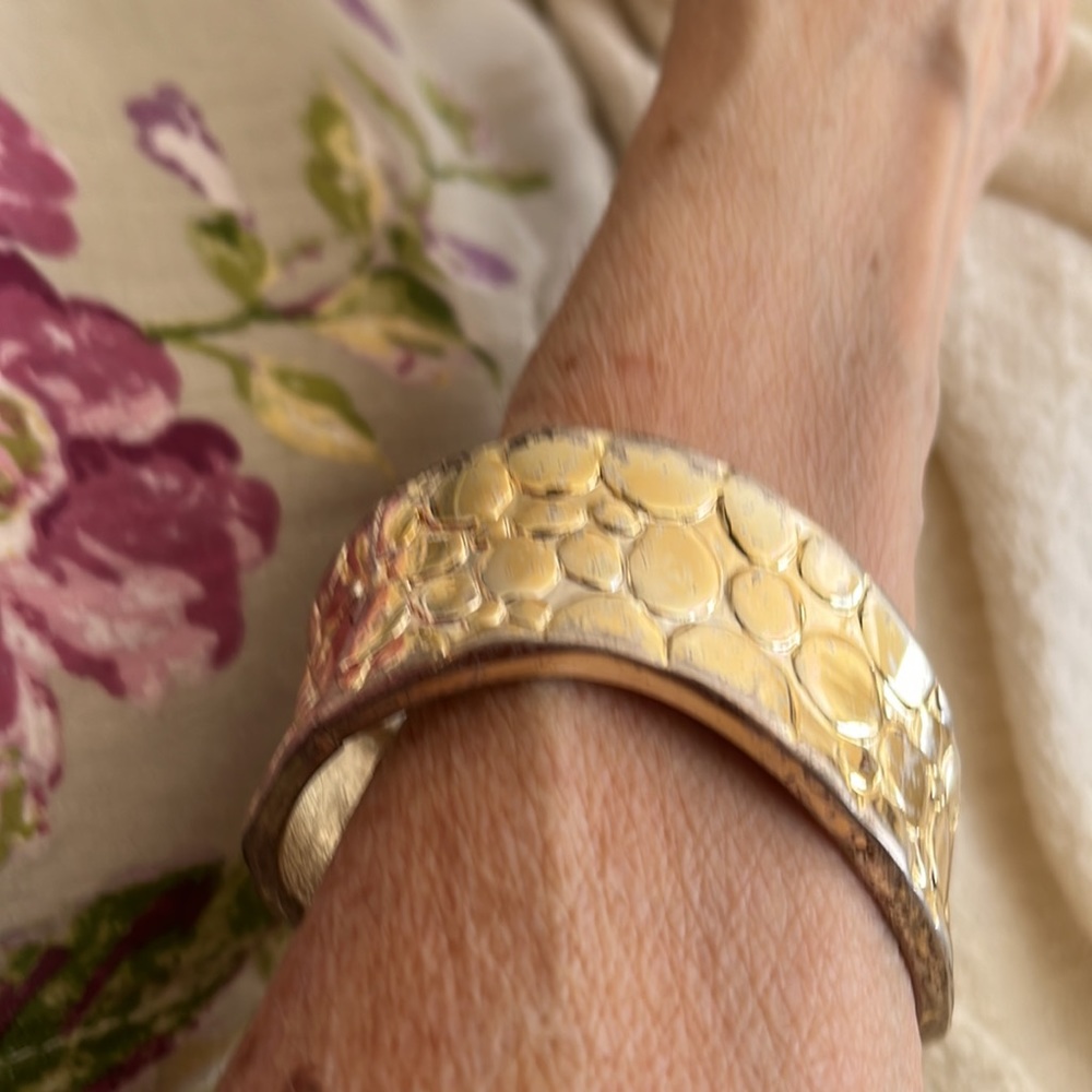Silver bangle - Picture 2 of 2